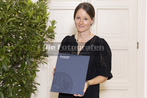 DieFotografen_1213.jpg DieFotografen_1213.jpg