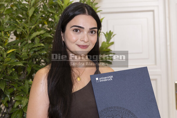 DieFotografen_1617.jpg DieFotografen_1617.jpg