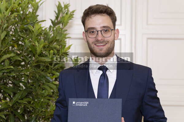 DieFotografen_1840.jpg DieFotografen_1840.jpg