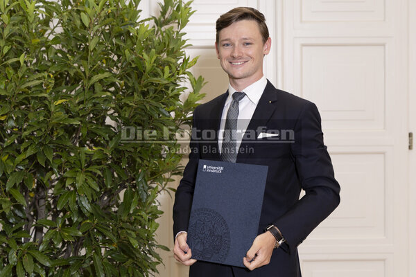 DieFotografen_1844.jpg DieFotografen_1844.jpg