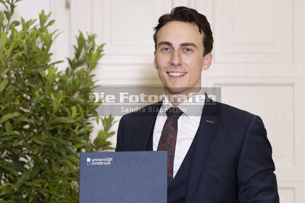 DieFotografen_1870.jpg DieFotografen_1870.jpg