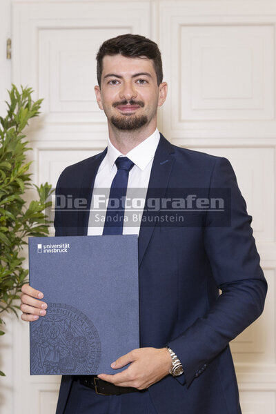 DieFotografen_1873.jpg DieFotografen_1873.jpg