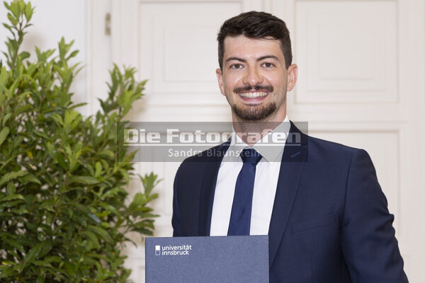 DieFotografen_1877.jpg DieFotografen_1877.jpg