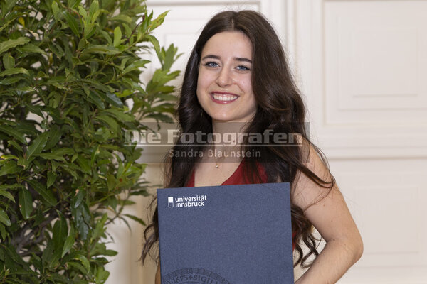 DieFotografen_1883.jpg DieFotografen_1883.jpg