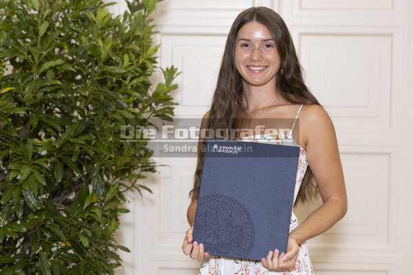 DieFotografen_1889.jpg DieFotografen_1889.jpg