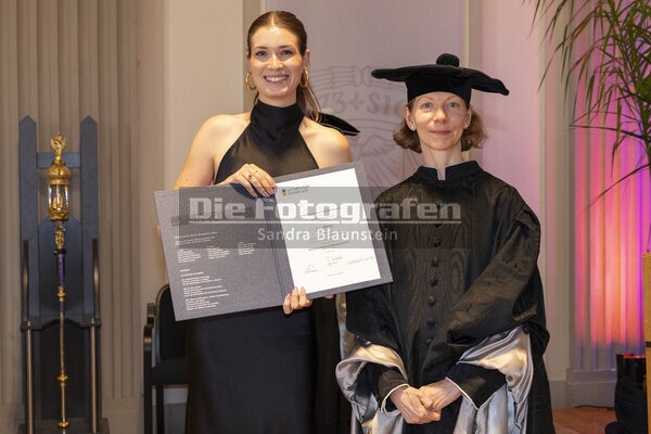 DieFotografen_2002.jpg DieFotografen_2002.jpg
