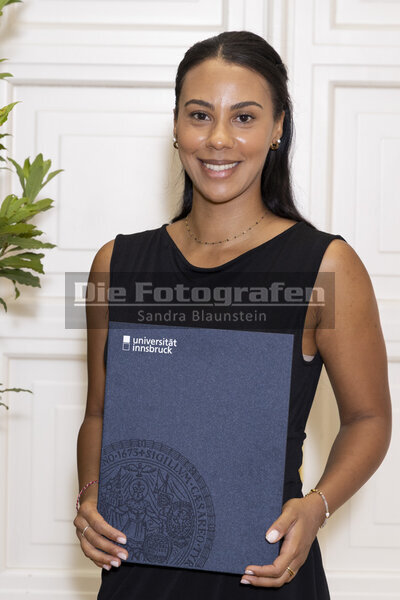 DieFotografen_2041.jpg DieFotografen_2041.jpg