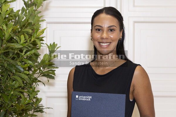 DieFotografen_2044.jpg DieFotografen_2044.jpg