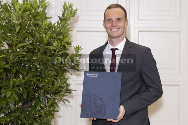 DieFotografen_2080.jpg DieFotografen_2080.jpg