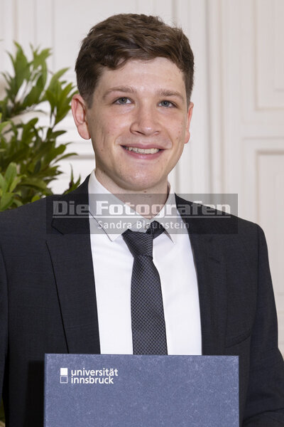 DieFotografen_2160.jpg DieFotografen_2160.jpg