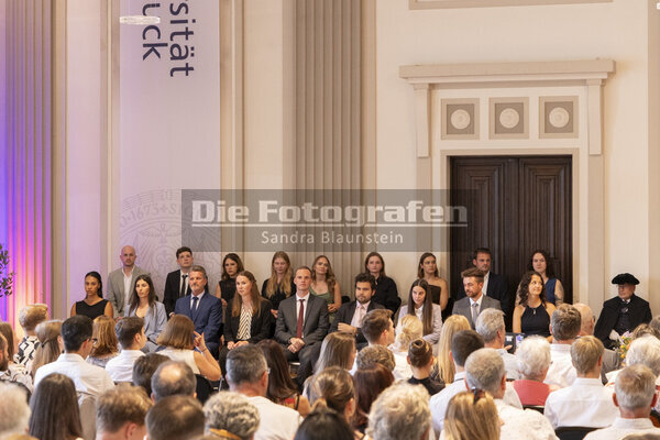 DieFotografen_2200.jpg DieFotografen_2200.jpg