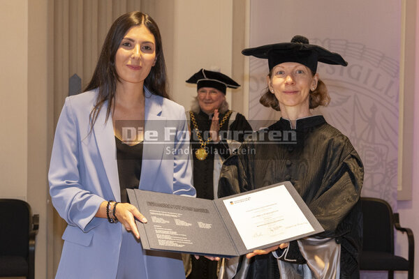 DieFotografen_2250.jpg DieFotografen_2250.jpg